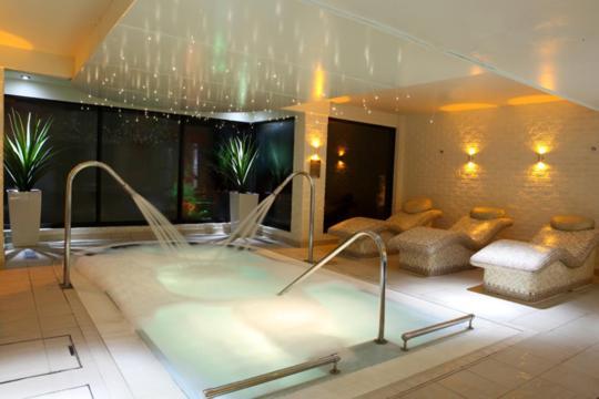 Moddershall Oaks Country Spa Retreat Stone  Ngoại thất bức ảnh